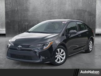 Used 2024 Toyota Corolla LE image 1