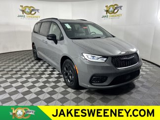 New 2025 Chrysler Pacifica Premium image 1