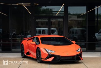 Used 2023 Lamborghini Huracan Tecnica image 1