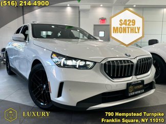 Used 2024 BMW 530i xDrive image 1