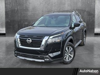 New 2025 Nissan Pathfinder SL image 1