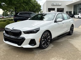 New 2026 BMW 550e xDrive w/ Executive Package image 1