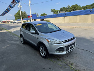 Used 2015 Ford Escape SE image 1