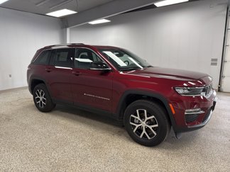 Used 2024 Jeep Grand Cherokee Limited w/ Trailer Tow Package image 1
