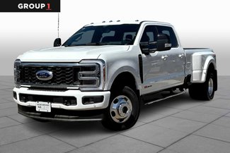 New 2025 Ford F350 4x4 Crew Cab DRW Super Duty image 1