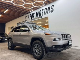 Used 2017 Jeep Cherokee Latitude w/ Comfort/Convenience Group image 1