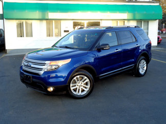 Used 2015 Ford Explorer XLT w/ Equipment Group 202B image 1