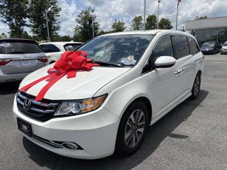 Used 2017 Honda Odyssey Touring image 1