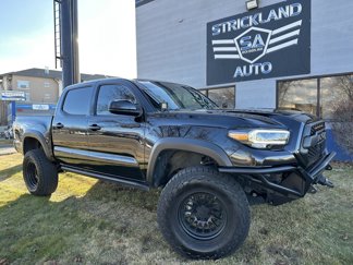 Used 2021 Toyota Tacoma TRD Off-Road image 1