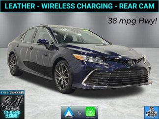 Used 2022 Toyota Camry XLE image 1