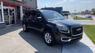 Used 2016 GMC Acadia SLE image 1