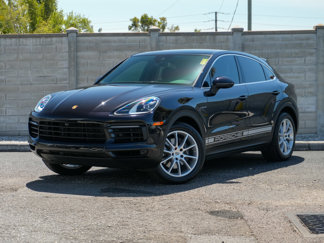 Certified 2022 Porsche Cayenne E-Hybrid image 1