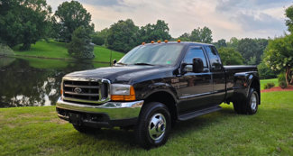 Used 2000 Ford F350 Lariat image 1