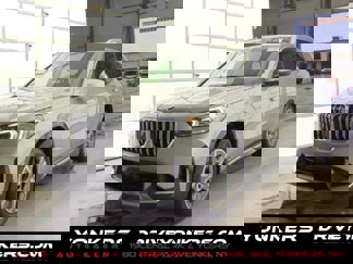 Used 2025 BMW X1 xDrive28i w/ Convenience Package image 1