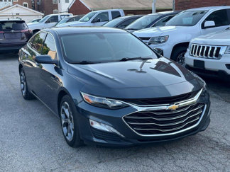 Used 2020 Chevrolet Malibu LT image 1