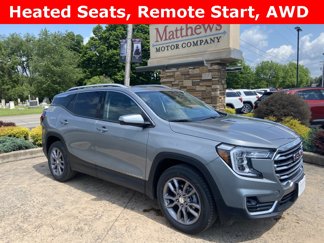 Used 2024 GMC Terrain SLT image 1