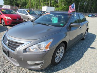 Used 2015 Nissan Altima 2.5 S w/ Power Driver Seat Package image 1