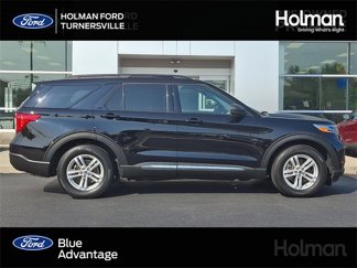 Certified 2022 Ford Explorer XLT image 1