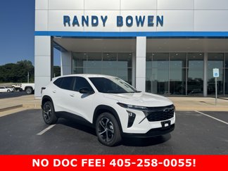 New 2025 Chevrolet Trax RS image 1
