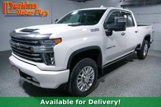 Used 2022 Chevrolet Silverado 2500 High Country w/ Safety Package II image 1
