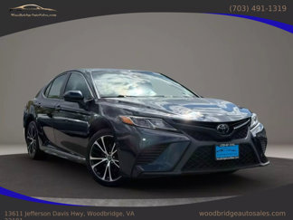 Used 2019 Toyota Camry SE image 1