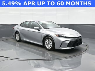 Certified 2025 Toyota Camry LE image 1