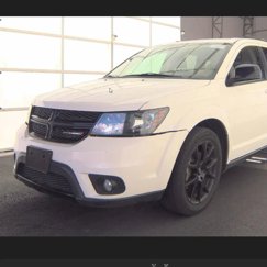 Used 2019 Dodge Journey SE image 1