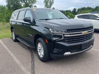 Used 2022 Chevrolet Suburban LT image 1