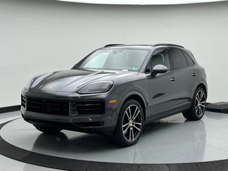 Used 2024 Porsche Cayenne image 1