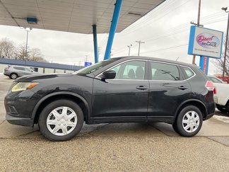 Used 2016 Nissan Rogue S image 1