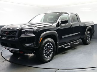 New 2025 Nissan Frontier PRO-4X w/ Pro Convenience Package image 1