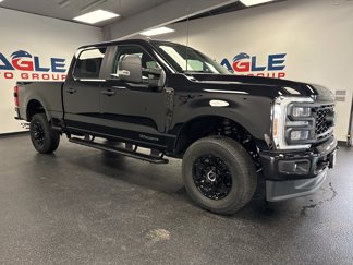 New 2025 Ford F350 4x4 Crew Cab Super Duty image 1