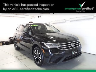 Used 2024 Volkswagen Tiguan S image 1