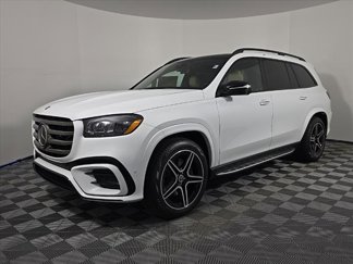 Used 2025 Mercedes-Benz GLS 450 4MATIC image 1
