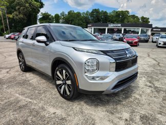 New 2025 Mitsubishi Outlander SE image 1