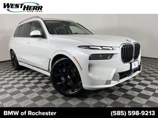 Used 2025 BMW X7 xDrive40i w/ Premium Package image 1