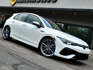 Used 2024 Volkswagen Golf R image 1