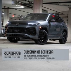 New 2025 Volkswagen Tiguan SE R-Line image 1