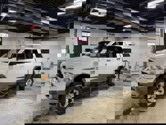 Used 2013 RAM 1500 SLT image 1