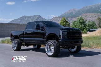Used 2025 Ford F350 Platinum w/ FX4 Off-Road Package image 1