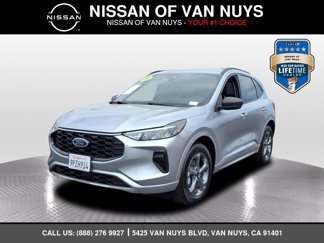 Used 2024 Ford Escape ST-Line w/ Equipment Group 301A image 1