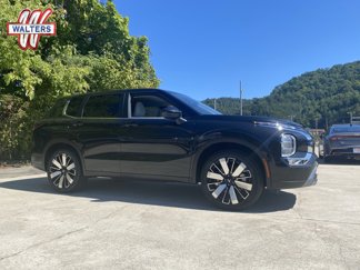 New 2025 Mitsubishi Outlander SE image 1