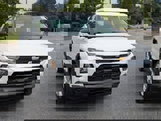Used 2023 Chevrolet TrailBlazer LS image 1