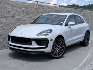 Used 2024 Porsche Macan S image 1