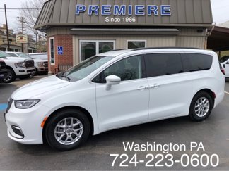 Used 2022 Chrysler Pacifica Touring-L image 1