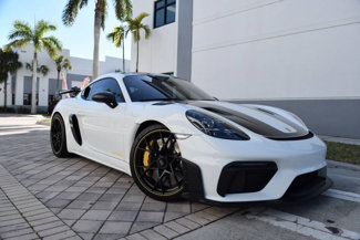 Used 2024 Porsche 718 Cayman GT4 RS image 1