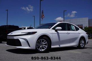Certified 2025 Toyota Camry LE w/ Convenience Package image 1