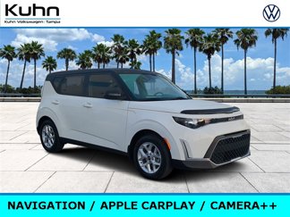 Used 2023 Kia Soul S image 1