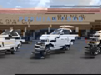 New 2025 Ford F350 4x4 Crew Cab Super Duty image 1