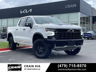Used 2025 Chevrolet Silverado 1500 ZR2 w/ Dark Appearance Package image 1